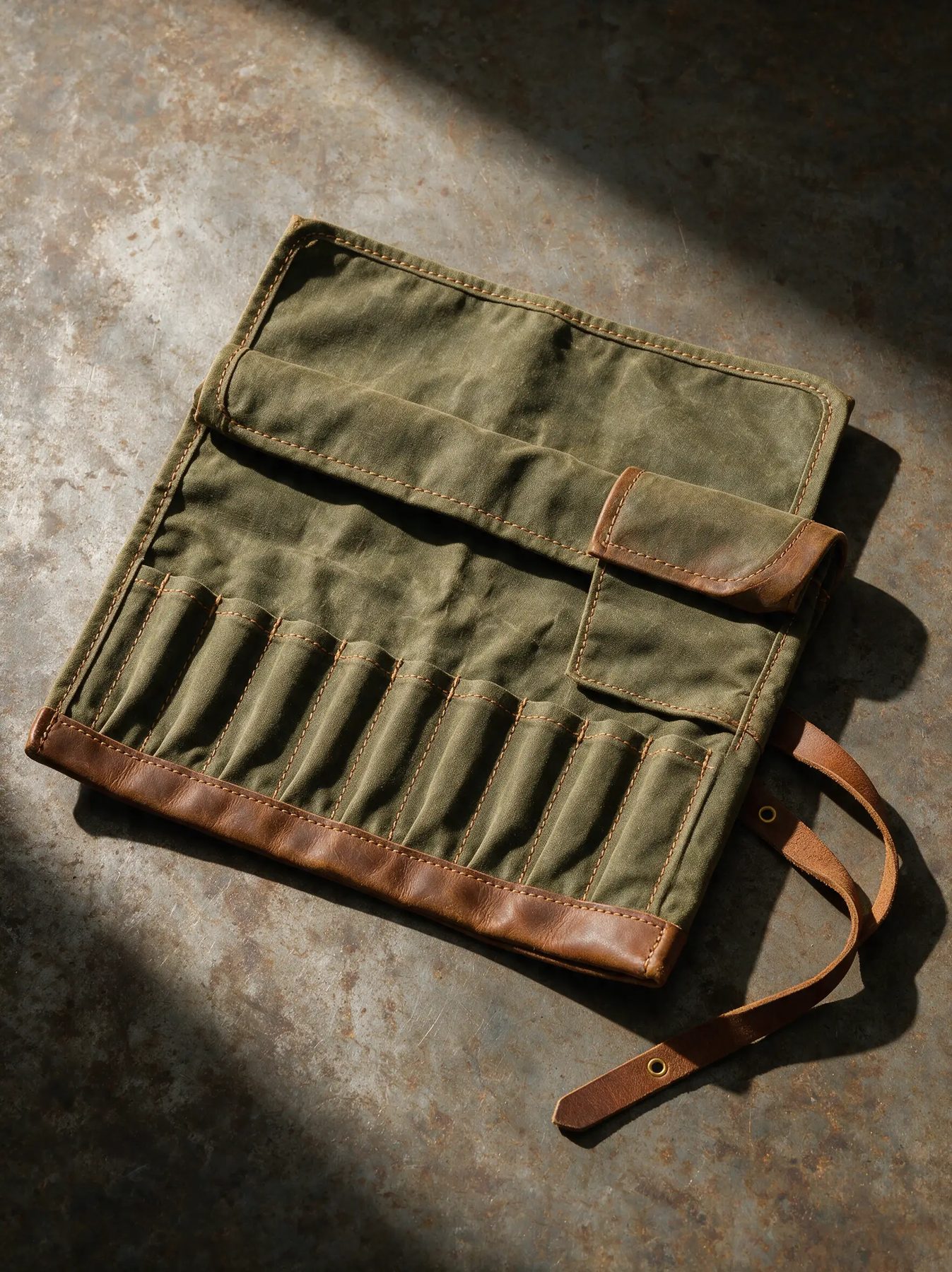 Canvas Tool Roll